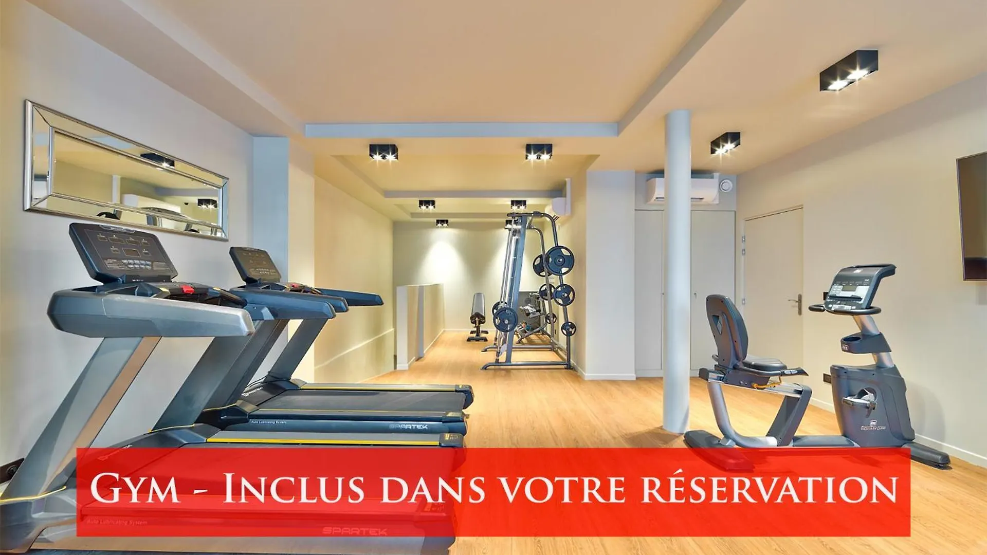 Urban Flat 128 - Beautiful 4 Bdr Flat Champs-Elysees Paris 0*,