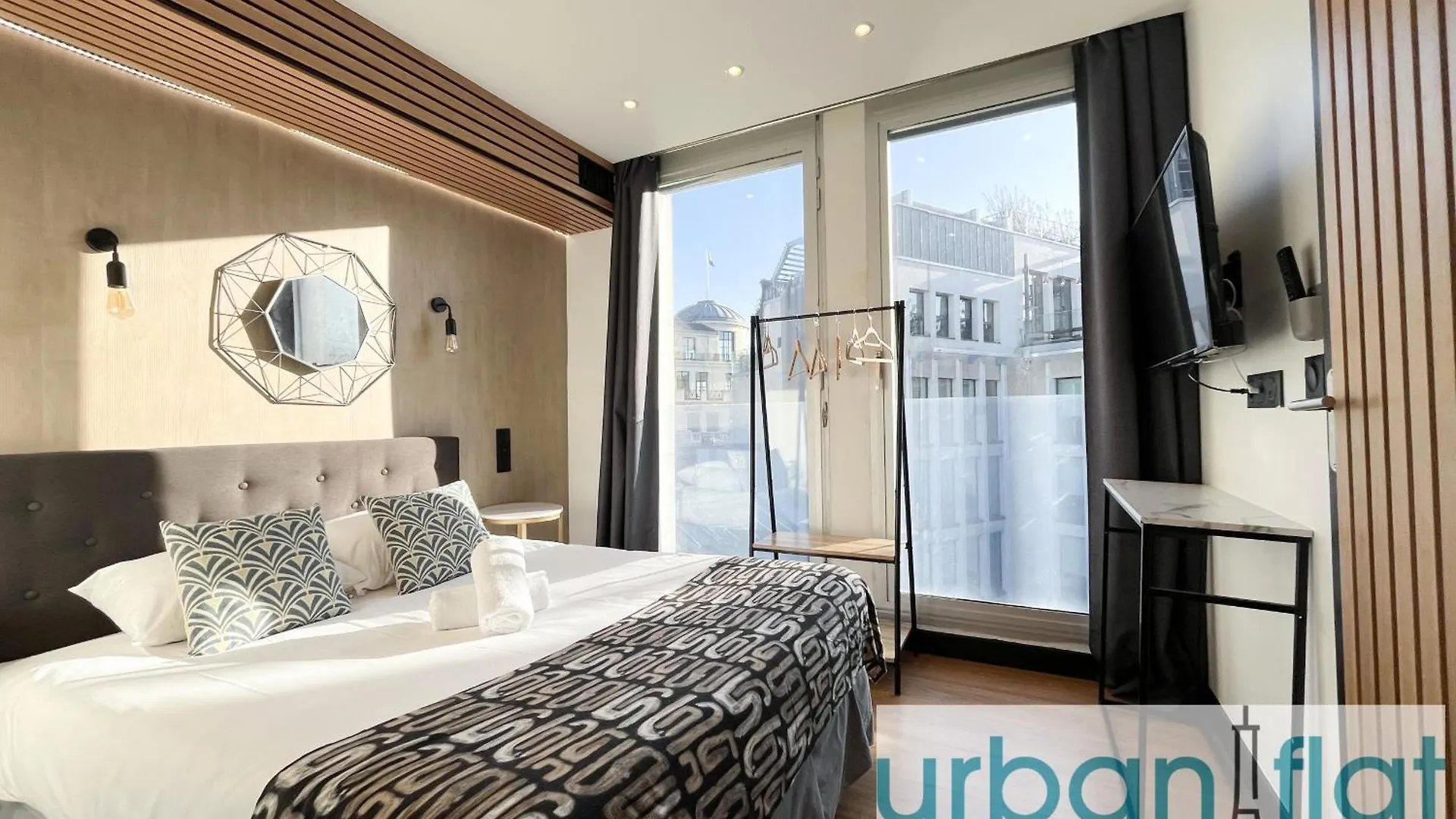 Urban Flat 128 - Beautiful 4 Bdr Flat Champs-Elysees Paris 0*,  France