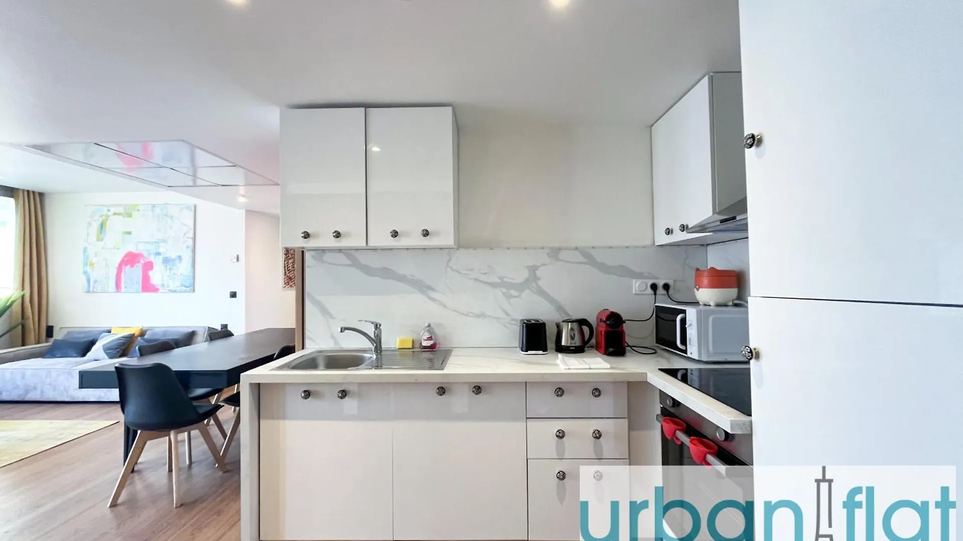 Urban Flat 128 - Beautiful 4 Bdr Flat Champs-Elysees Paris Apartment